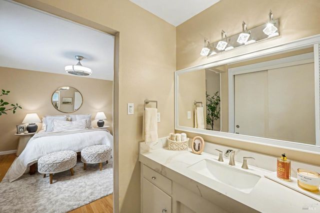 2535 Patricia Dr, Napa, CA 94558