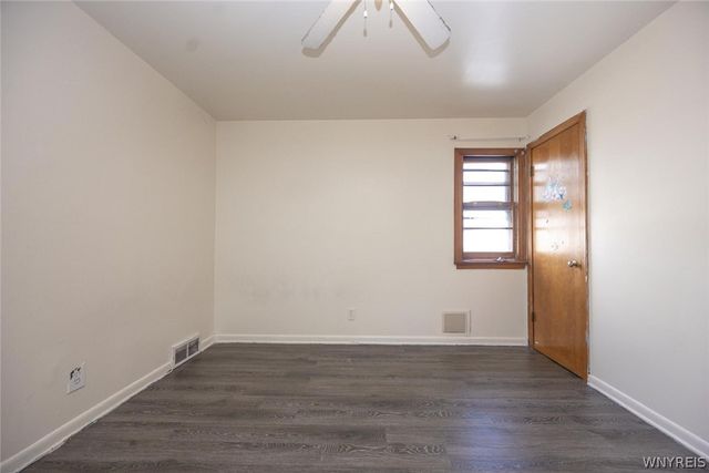 353 38th Street, Niagara Falls, NY 14303
