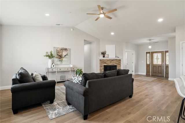 5122 Feather Rock Court, Paradise, CA 95969