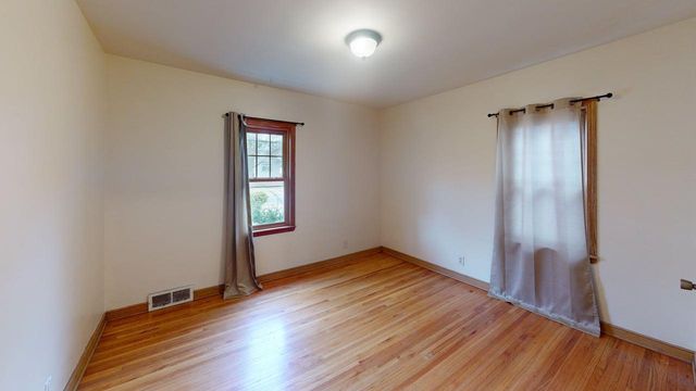 2849 Jersey Avenue S, Saint Louis Park, MN 55426