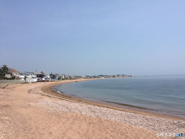 175 South End Road B14, East Haven, CT 06512