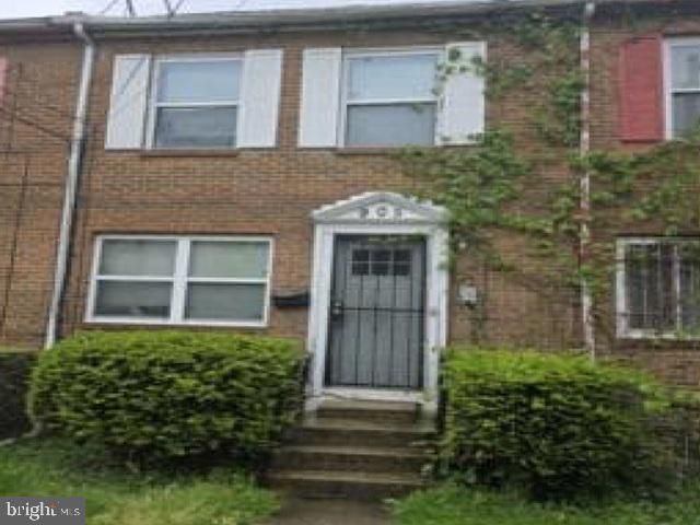 905 BELLEVUE ST SE, Washington, DC 20032