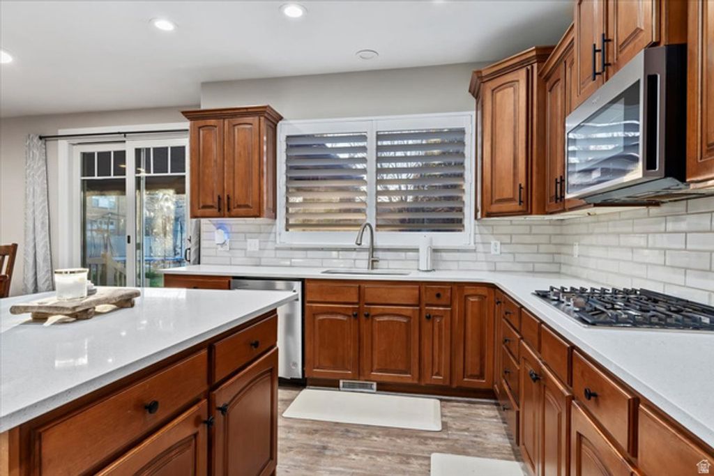 Image 18 of property listing at 12906 S VERONA CREEK WAY, Riverton, UT 84065