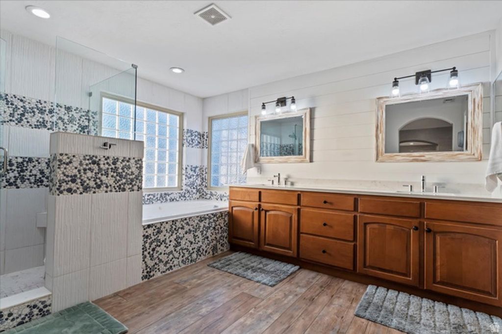 Image 28 of property listing at 12906 S VERONA CREEK WAY, Riverton, UT 84065