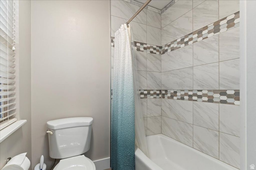 Image 39 of property listing at 12906 S VERONA CREEK WAY, Riverton, UT 84065