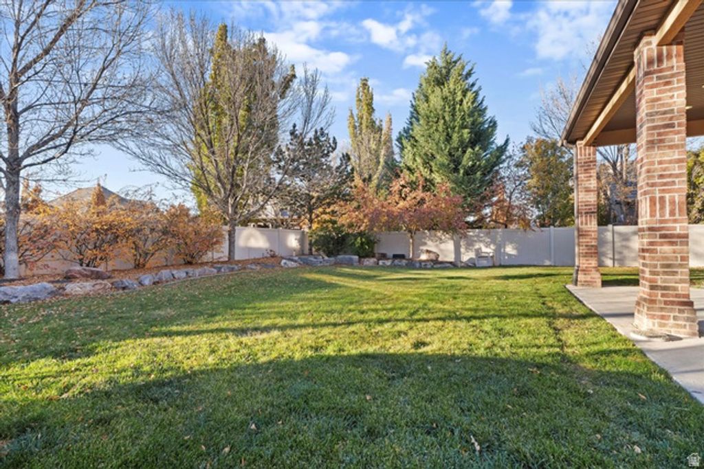 Image 53 of property listing at 12906 S VERONA CREEK WAY, Riverton, UT 84065