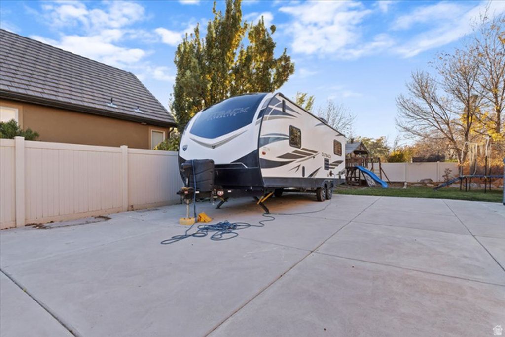 Image 58 of property listing at 12906 S VERONA CREEK WAY, Riverton, UT 84065