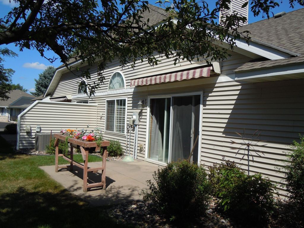 8620 Oxford Lane, Brooklyn Park, MN 55443 — photo 2