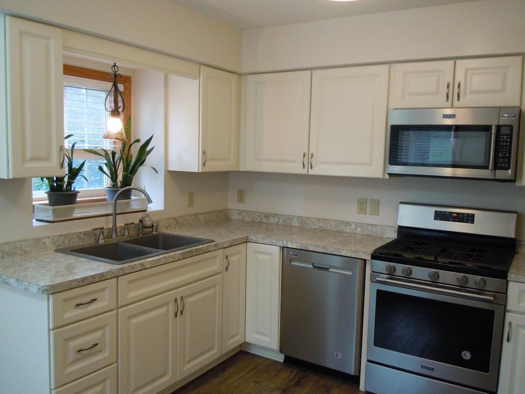 8620 Oxford Lane, Brooklyn Park, MN 55443 — photo 3