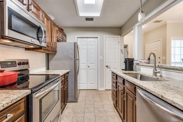 12680 Hillcrest Road 2204, Dallas, TX 75230