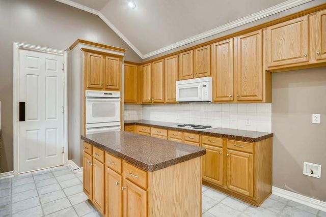 1766 Montura Lane, Frisco, TX 75033