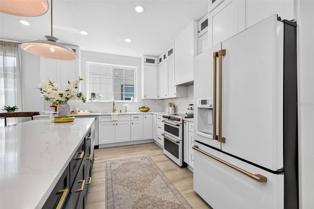 1717 MASSACHUSETTS AVENUE NE, St Petersburg, FL 33703