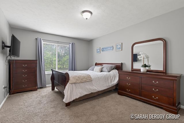 16264 Trent Ridge Drive NE, Cedar Springs, MI 49319