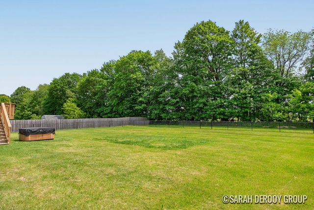 16264 Trent Ridge Drive NE, Cedar Springs, MI 49319