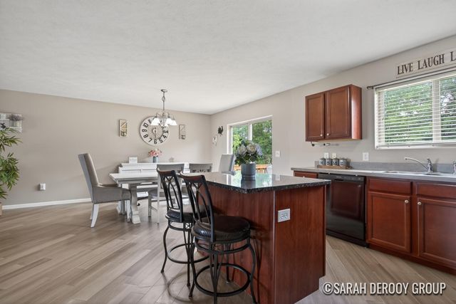 16264 Trent Ridge Drive NE, Cedar Springs, MI 49319