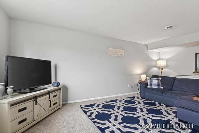 16264 Trent Ridge Drive NE, Cedar Springs, MI 49319