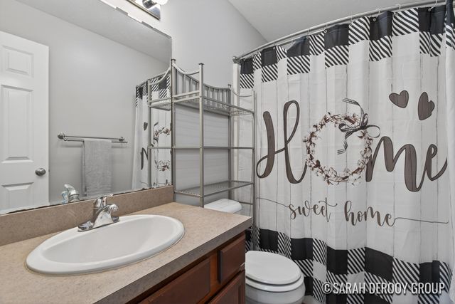 16264 Trent Ridge Drive NE, Cedar Springs, MI 49319