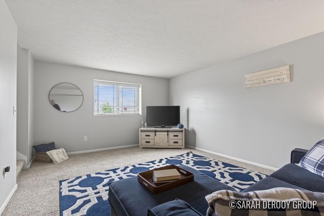 16264 Trent Ridge Drive NE, Cedar Springs, MI 49319