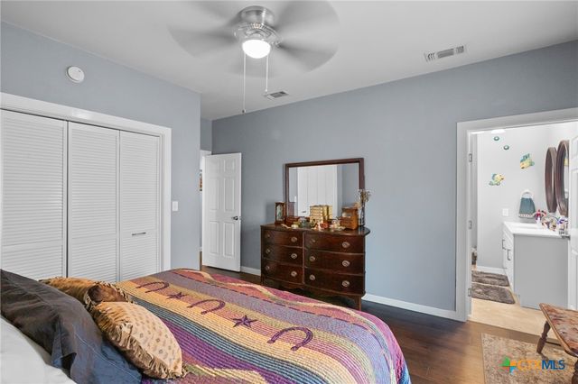 8142 Fm 1447, Yoakum, TX 77995