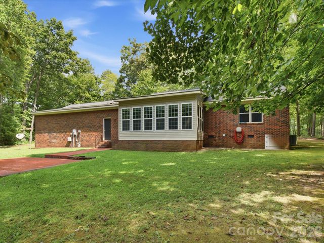 155 S Grandview Road, Clover, SC 29710