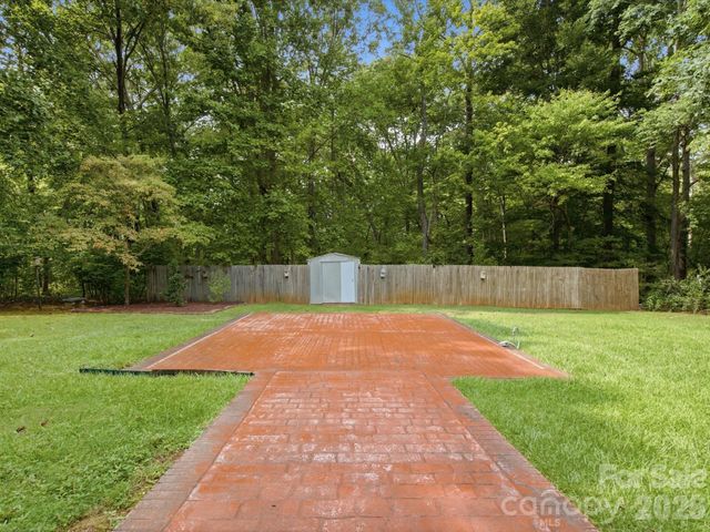 155 S Grandview Road, Clover, SC 29710