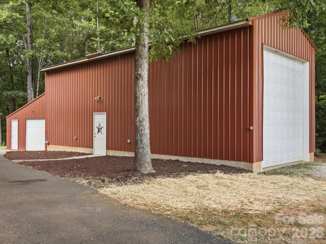 155 S Grandview Road, Clover, SC 29710