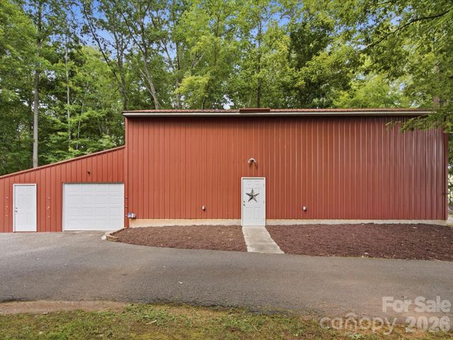 155 S Grandview Road, Clover, SC 29710