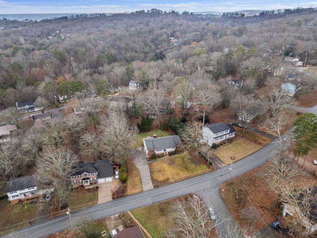 1926 Rock Bluff Road, Hixson, TN 37343