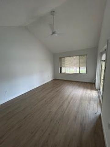 2900 Cuyahoga Lane, West Palm Beach, FL 33409