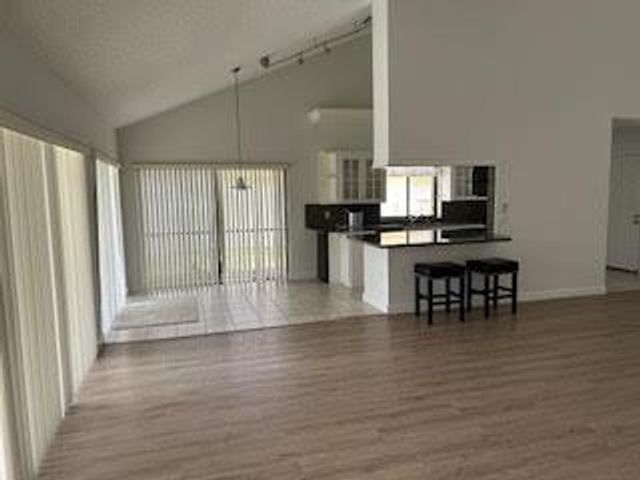 2900 Cuyahoga Lane, West Palm Beach, FL 33409