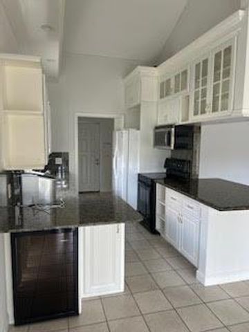 2900 Cuyahoga Lane, West Palm Beach, FL 33409
