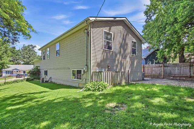 24903 W Oak Avenue, Lake Villa, IL 60046