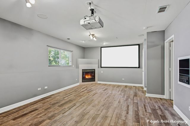 24903 W Oak Avenue, Lake Villa, IL 60046