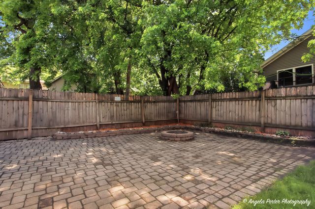 24903 W Oak Avenue, Lake Villa, IL 60046