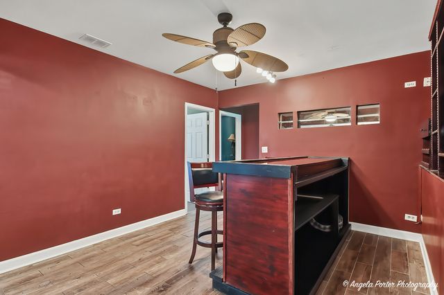 24903 W Oak Avenue, Lake Villa, IL 60046