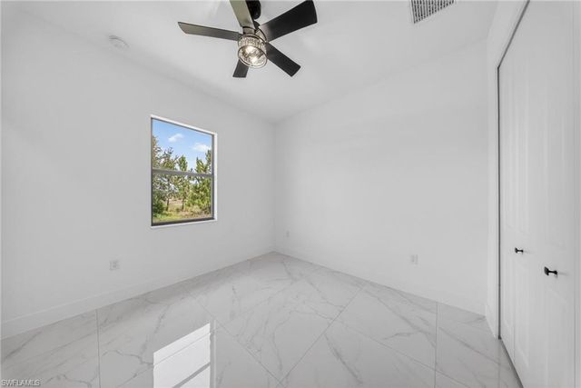 1213 Dodwin ST E, Lehigh Acres, FL 33974