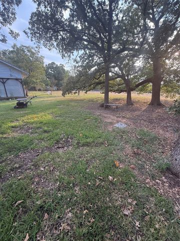 5405 County Road 704D, Cleburne, TX 76031