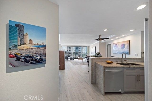 700 E Ocean Boulevard 3003, Long Beach, CA 90802