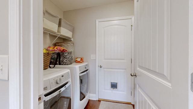 2196 Killington Dr, Clarksville, TN 37040