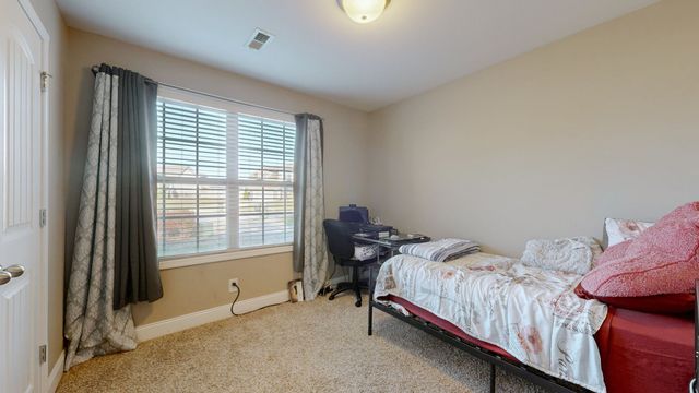 2196 Killington Dr, Clarksville, TN 37040