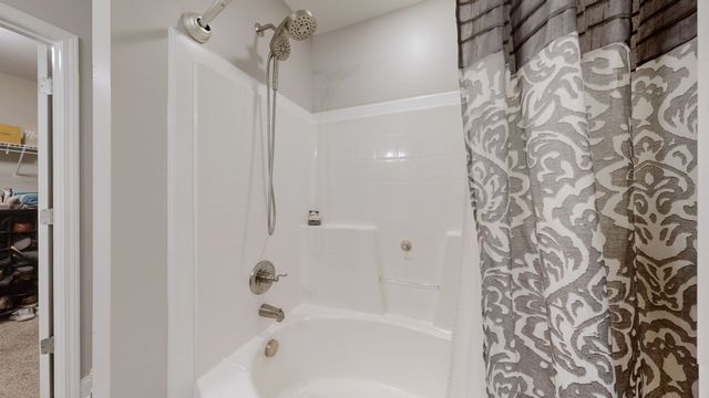 2196 Killington Dr, Clarksville, TN 37040