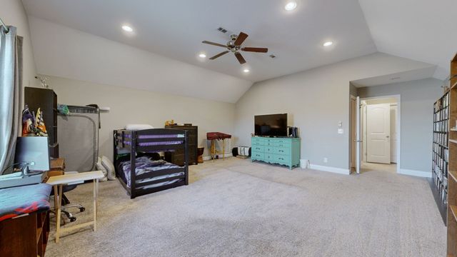 2196 Killington Dr, Clarksville, TN 37040