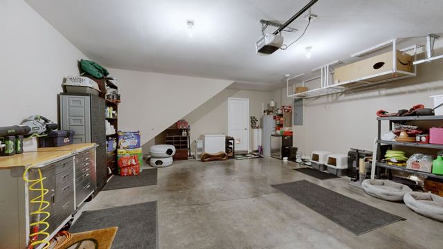 2196 Killington Dr, Clarksville, TN 37040