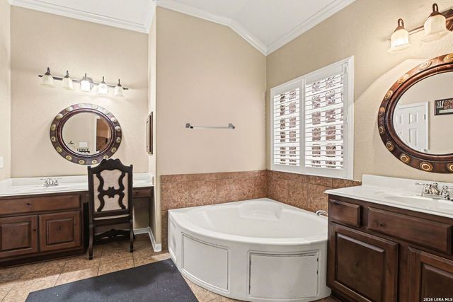 218 ENCHANTED HL, San Antonio, TX 78260