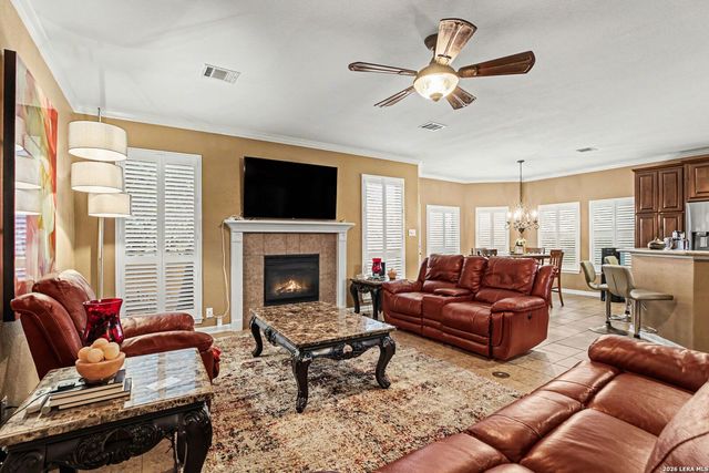 218 ENCHANTED HL, San Antonio, TX 78260