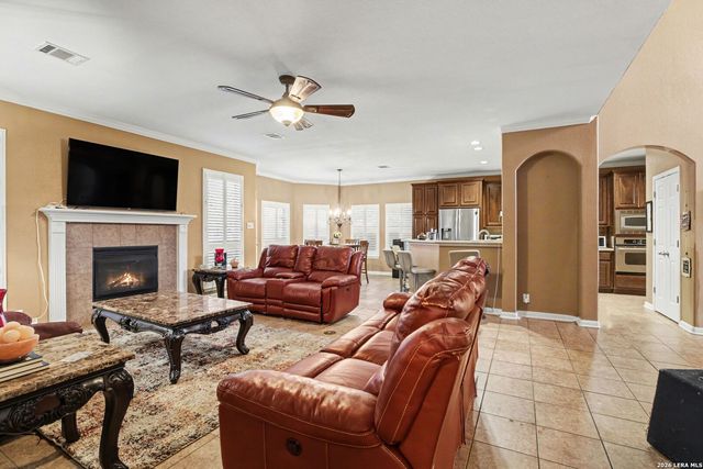 218 ENCHANTED HL, San Antonio, TX 78260