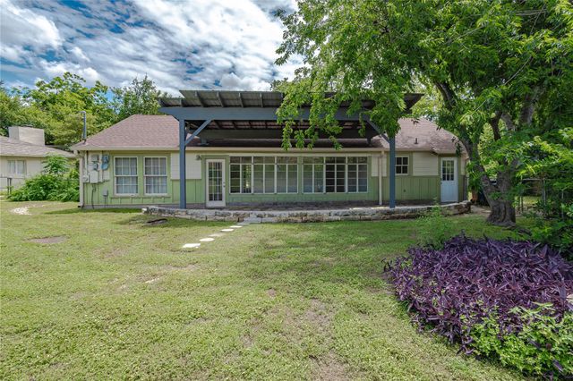 1202 Norwood RD, Austin, TX 78722