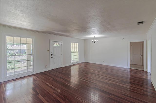 1202 Norwood RD, Austin, TX 78722