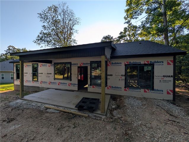27 Islay Drive, Bella Vista, AR 72715