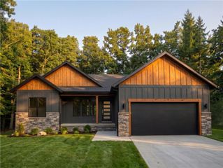 27 Islay Drive, Bella Vista, AR 72715